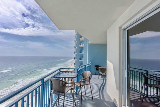 Panama City Beach, Florida 32413, 2 Bedrooms Bedrooms, ,2 BathroomsBathrooms,Residential,For Sale,Front Beach,867115