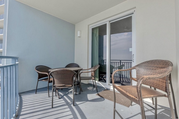 Panama City Beach, Florida 32413, 2 Bedrooms Bedrooms, ,2 BathroomsBathrooms,Residential,For Sale,Front Beach,867115