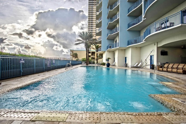 Panama City Beach, Florida 32413, 2 Bedrooms Bedrooms, ,2 BathroomsBathrooms,Residential,For Sale,Front Beach,867115
