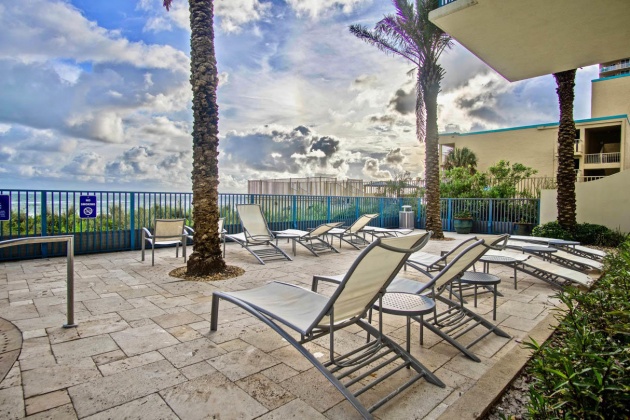 Panama City Beach, Florida 32413, 2 Bedrooms Bedrooms, ,2 BathroomsBathrooms,Residential,For Sale,Front Beach,867115