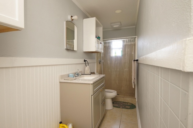 Valparaiso, Florida 32580, 8 Bedrooms Bedrooms, ,4 BathroomsBathrooms,Residential,For Sale,Okaloosa,866183
