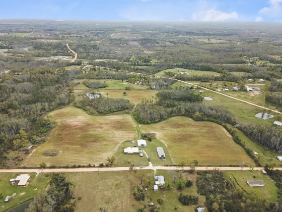 Other, Florida N/A, 3 Bedrooms Bedrooms, ,2 BathroomsBathrooms,Residential,For Sale,Roark,867309