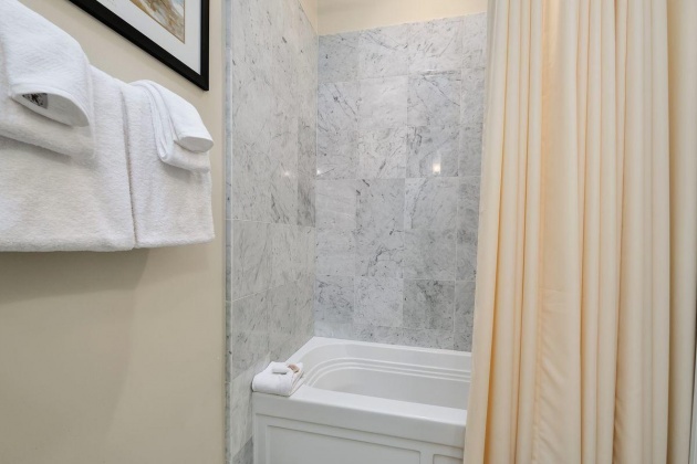 Miramar Beach, Florida 32550, 3 Bedrooms Bedrooms, ,4 BathroomsBathrooms,Residential,For Sale,Market,867321