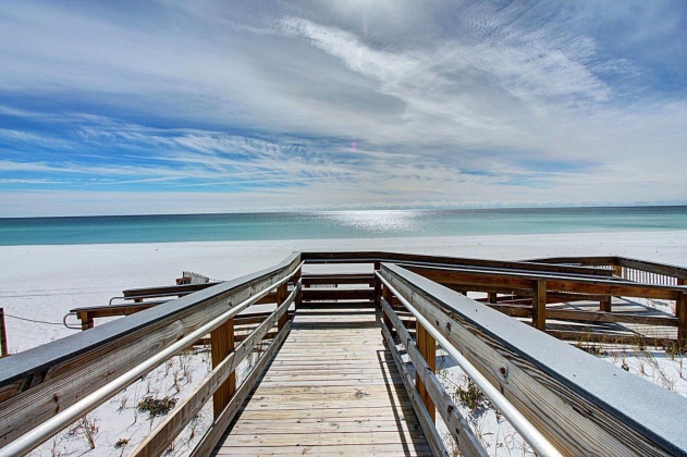 Miramar Beach, Florida 32550, 2 Bedrooms Bedrooms, ,3 BathroomsBathrooms,Residential,For Sale,Grand Sandestin,867426