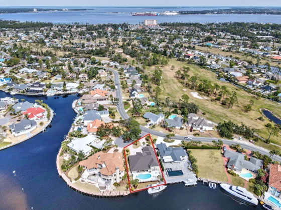 Panama City, Florida 32408, 4 Bedrooms Bedrooms, ,4 BathroomsBathrooms,Residential,For Sale,Marlin,867432