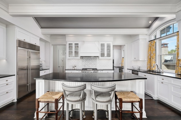 Panama City, Florida 32401, 6 Bedrooms Bedrooms, ,6 BathroomsBathrooms,Residential,For Sale,Cove Terrace,867434