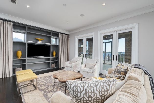 Panama City, Florida 32401, 6 Bedrooms Bedrooms, ,6 BathroomsBathrooms,Residential,For Sale,Cove Terrace,867434