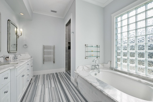 Panama City, Florida 32401, 6 Bedrooms Bedrooms, ,6 BathroomsBathrooms,Residential,For Sale,Cove Terrace,867434