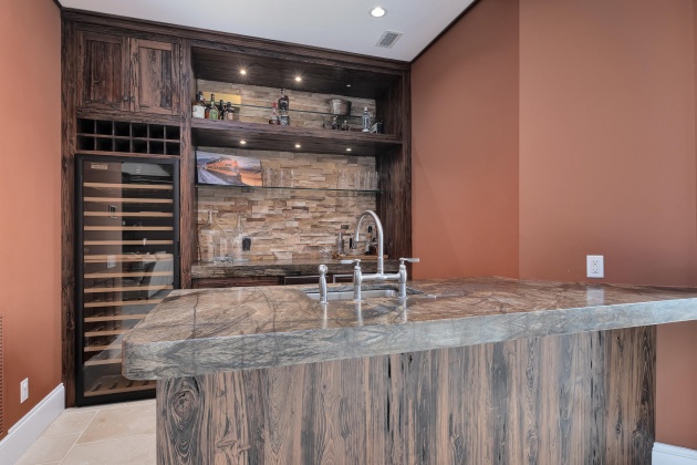 Panama City, Florida 32401, 6 Bedrooms Bedrooms, ,6 BathroomsBathrooms,Residential,For Sale,Cove Terrace,867434