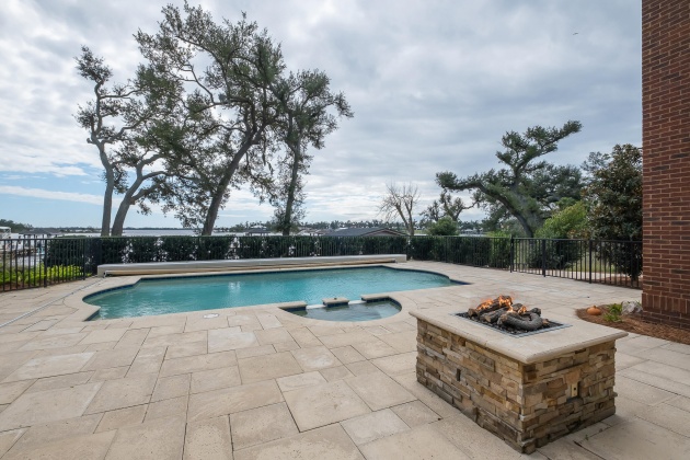 Panama City, Florida 32401, 6 Bedrooms Bedrooms, ,6 BathroomsBathrooms,Residential,For Sale,Cove Terrace,867434