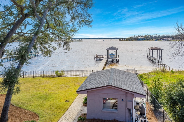 Panama City, Florida 32401, 6 Bedrooms Bedrooms, ,6 BathroomsBathrooms,Residential,For Sale,Cove Terrace,867434