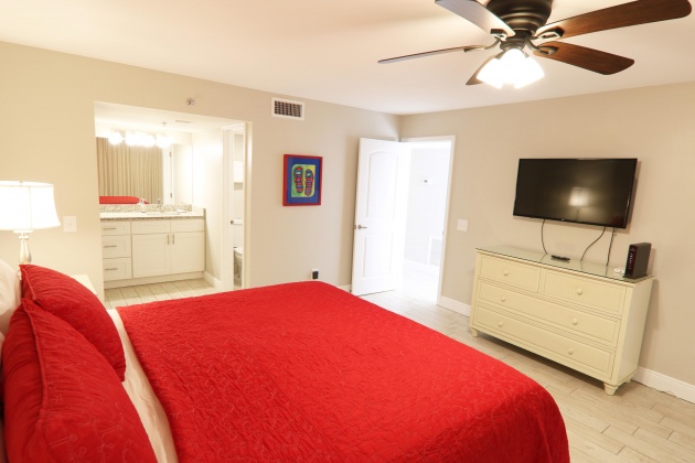 Miramar Beach, Florida 32550, 2 Bedrooms Bedrooms, ,2 BathroomsBathrooms,Residential,For Sale,Main Sail,867502