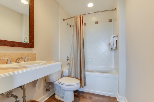 Miramar Beach, Florida 32550, 2 Bedrooms Bedrooms, ,3 BathroomsBathrooms,Residential,For Sale,Sandestin South,865206