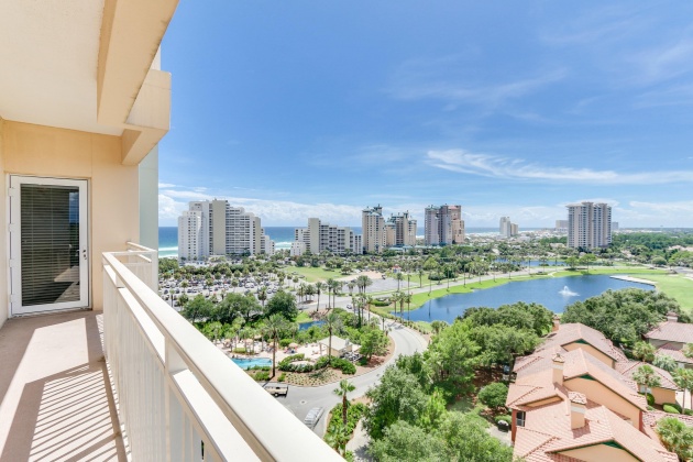 Miramar Beach, Florida 32550, 2 Bedrooms Bedrooms, ,3 BathroomsBathrooms,Residential,For Sale,Sandestin South,865206