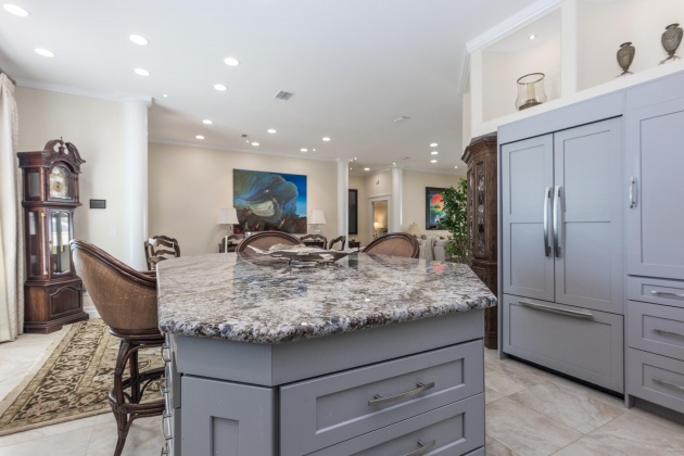 Panama City Beach, Florida 32413, 2 Bedrooms Bedrooms, ,4 BathroomsBathrooms,Residential,For Sale,Seaclusion,867518