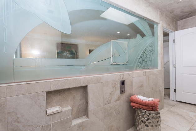 Panama City Beach, Florida 32413, 2 Bedrooms Bedrooms, ,4 BathroomsBathrooms,Residential,For Sale,Seaclusion,867518