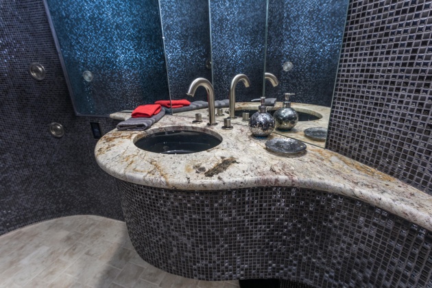 Panama City Beach, Florida 32413, 2 Bedrooms Bedrooms, ,4 BathroomsBathrooms,Residential,For Sale,Seaclusion,867518