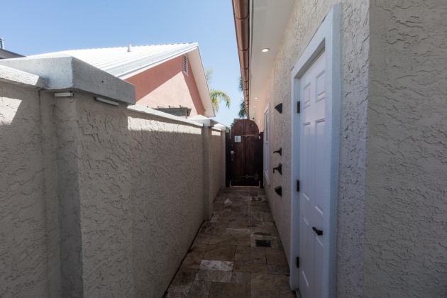 Panama City Beach, Florida 32413, 2 Bedrooms Bedrooms, ,4 BathroomsBathrooms,Residential,For Sale,Seaclusion,867518