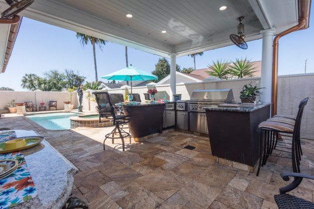 Panama City Beach, Florida 32413, 2 Bedrooms Bedrooms, ,4 BathroomsBathrooms,Residential,For Sale,Seaclusion,867518