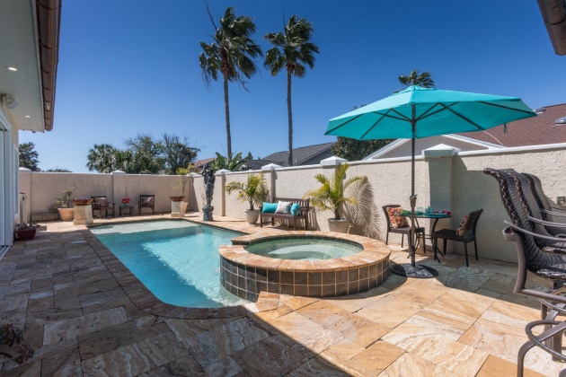 Panama City Beach, Florida 32413, 2 Bedrooms Bedrooms, ,4 BathroomsBathrooms,Residential,For Sale,Seaclusion,867518