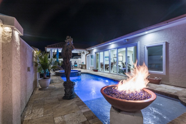 Panama City Beach, Florida 32413, 2 Bedrooms Bedrooms, ,4 BathroomsBathrooms,Residential,For Sale,Seaclusion,867518