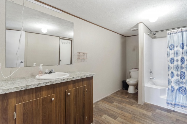 Defuniak Springs, Florida 32433, 4 Bedrooms Bedrooms, ,2 BathroomsBathrooms,Residential,For Sale,Blue Ridge,867520