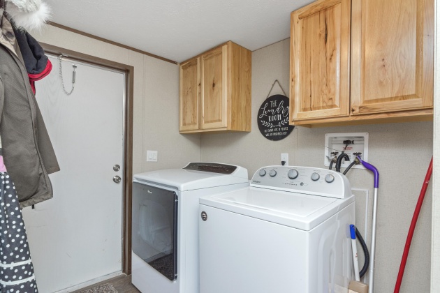 Defuniak Springs, Florida 32433, 4 Bedrooms Bedrooms, ,2 BathroomsBathrooms,Residential,For Sale,Blue Ridge,867520