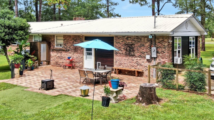 Freeport, Florida 32439, 3 Bedrooms Bedrooms, ,2 BathroomsBathrooms,Residential,For Sale,331 Business,867552
