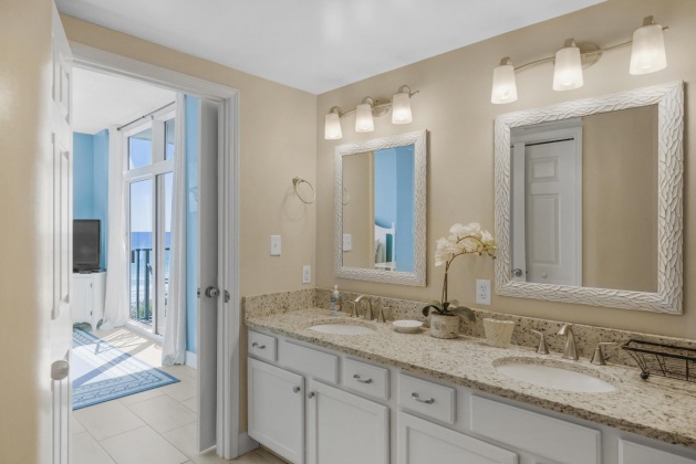 Destin, Florida 32541, 3 Bedrooms Bedrooms, ,3 BathroomsBathrooms,Residential,For Sale,Highway 98,865157