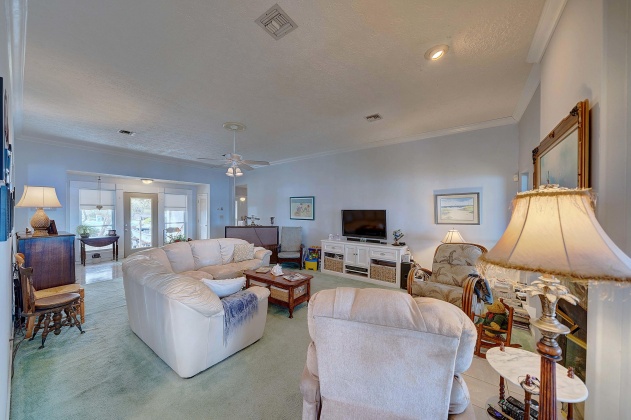 Panama City Beach, Florida 32413, 3 Bedrooms Bedrooms, ,2 BathroomsBathrooms,Residential,For Sale,Lakeside,867636