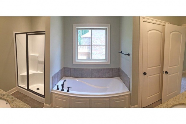 Defuniak Springs, Florida 32433, 3 Bedrooms Bedrooms, ,2 BathroomsBathrooms,Residential,For Sale,Lake Holley,867625