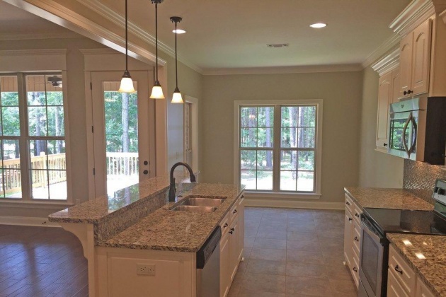 Defuniak Springs, Florida 32433, 3 Bedrooms Bedrooms, ,2 BathroomsBathrooms,Residential,For Sale,Lake Holley,867625