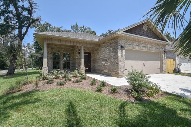 Niceville, Florida 32578, 4 Bedrooms Bedrooms, ,3 BathroomsBathrooms,Residential,For Sale,48th,867672