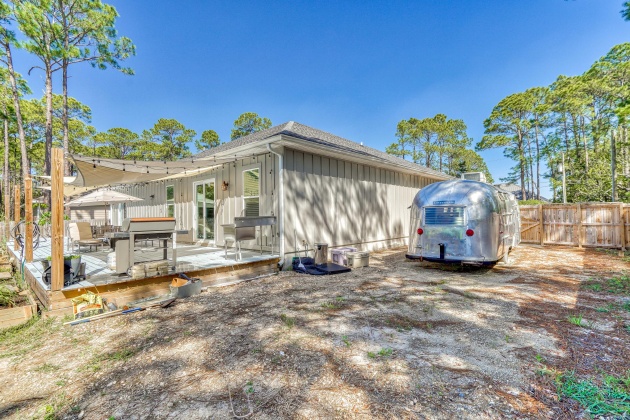 Miramar Beach, Florida 32550, 4 Bedrooms Bedrooms, ,3 BathroomsBathrooms,Residential,For Sale,Shore,867828