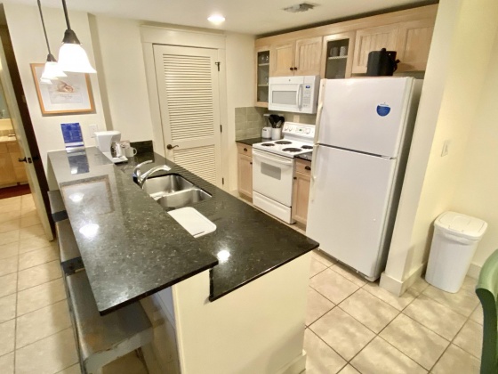Miramar Beach, Florida 32550, 2 Bedrooms Bedrooms, ,2 BathroomsBathrooms,Residential,For Sale,Baytowne Wharf,867895