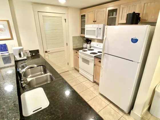 Miramar Beach, Florida 32550, 2 Bedrooms Bedrooms, ,2 BathroomsBathrooms,Residential,For Sale,Baytowne Wharf,867895