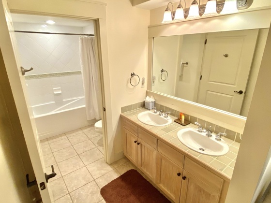 Miramar Beach, Florida 32550, 2 Bedrooms Bedrooms, ,2 BathroomsBathrooms,Residential,For Sale,Baytowne Wharf,867895