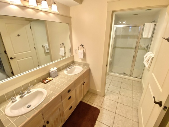 Miramar Beach, Florida 32550, 2 Bedrooms Bedrooms, ,2 BathroomsBathrooms,Residential,For Sale,Baytowne Wharf,867895