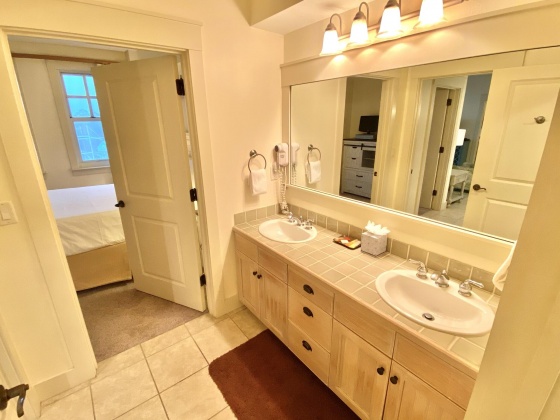 Miramar Beach, Florida 32550, 2 Bedrooms Bedrooms, ,2 BathroomsBathrooms,Residential,For Sale,Baytowne Wharf,867895