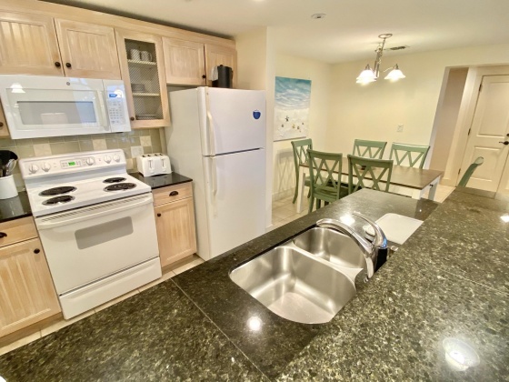 Miramar Beach, Florida 32550, 2 Bedrooms Bedrooms, ,2 BathroomsBathrooms,Residential,For Sale,Baytowne Wharf,867895