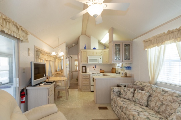 Miramar Beach, Florida 32550, 2 Bedrooms Bedrooms, ,1 BathroomBathrooms,Residential,For Sale,Bradley,867928
