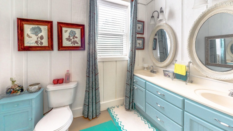 Ponce De Leon, Florida 32455, 4 Bedrooms Bedrooms, ,4 BathroomsBathrooms,Residential,For Sale,Byrd,857738