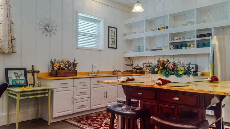 Ponce De Leon, Florida 32455, 4 Bedrooms Bedrooms, ,4 BathroomsBathrooms,Residential,For Sale,Byrd,857738