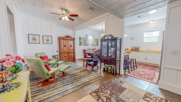 Ponce De Leon, Florida 32455, 4 Bedrooms Bedrooms, ,4 BathroomsBathrooms,Residential,For Sale,Byrd,857738