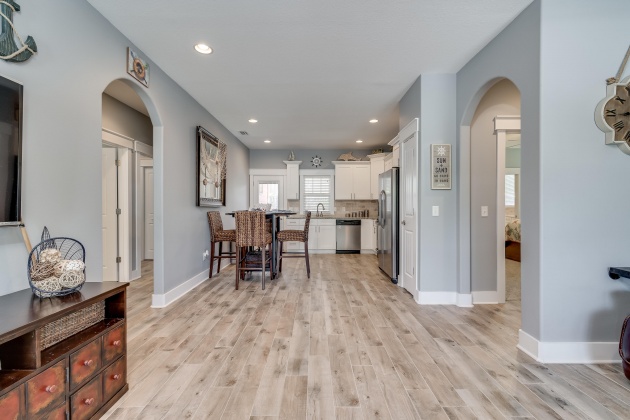 Panama City Beach, Florida 32413, 3 Bedrooms Bedrooms, ,2 BathroomsBathrooms,Residential,For Sale,Paradise,868176