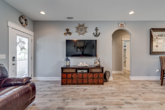 Panama City Beach, Florida 32413, 3 Bedrooms Bedrooms, ,2 BathroomsBathrooms,Residential,For Sale,Paradise,868176