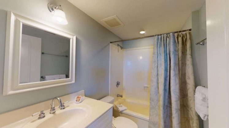 Fort Walton Beach, Florida 32548, 1 Bedroom Bedrooms, ,2 BathroomsBathrooms,Residential,For Sale,Santa Rosa,868194