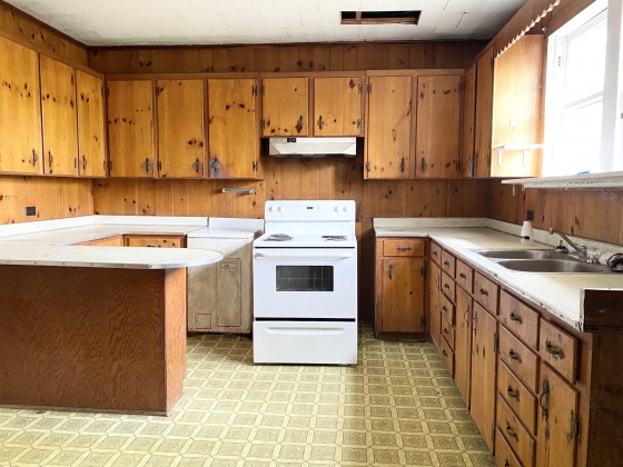 Chipley, Florida 32428, 3 Bedrooms Bedrooms, ,3 BathroomsBathrooms,Residential,For Sale,Wells,866043