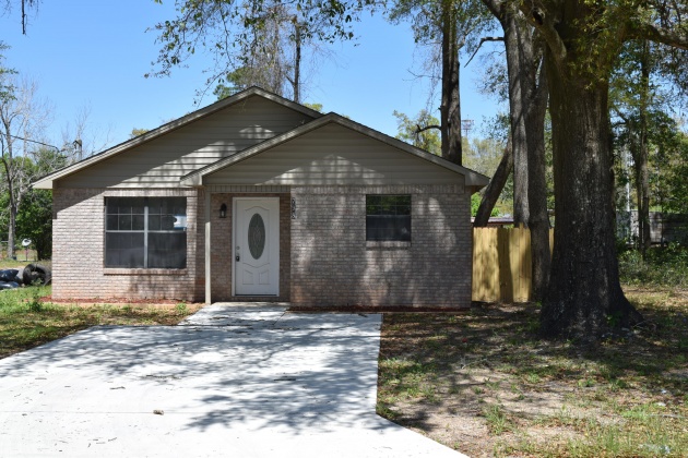 Crestview, Florida 32536, 3 Bedrooms Bedrooms, ,2 BathroomsBathrooms,Residential,For Sale,Walnut,857477