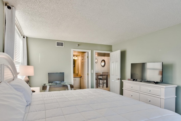 Destin, Florida 32541, 2 Bedrooms Bedrooms, ,2 BathroomsBathrooms,Residential,For Sale,Gulf Shore,868356